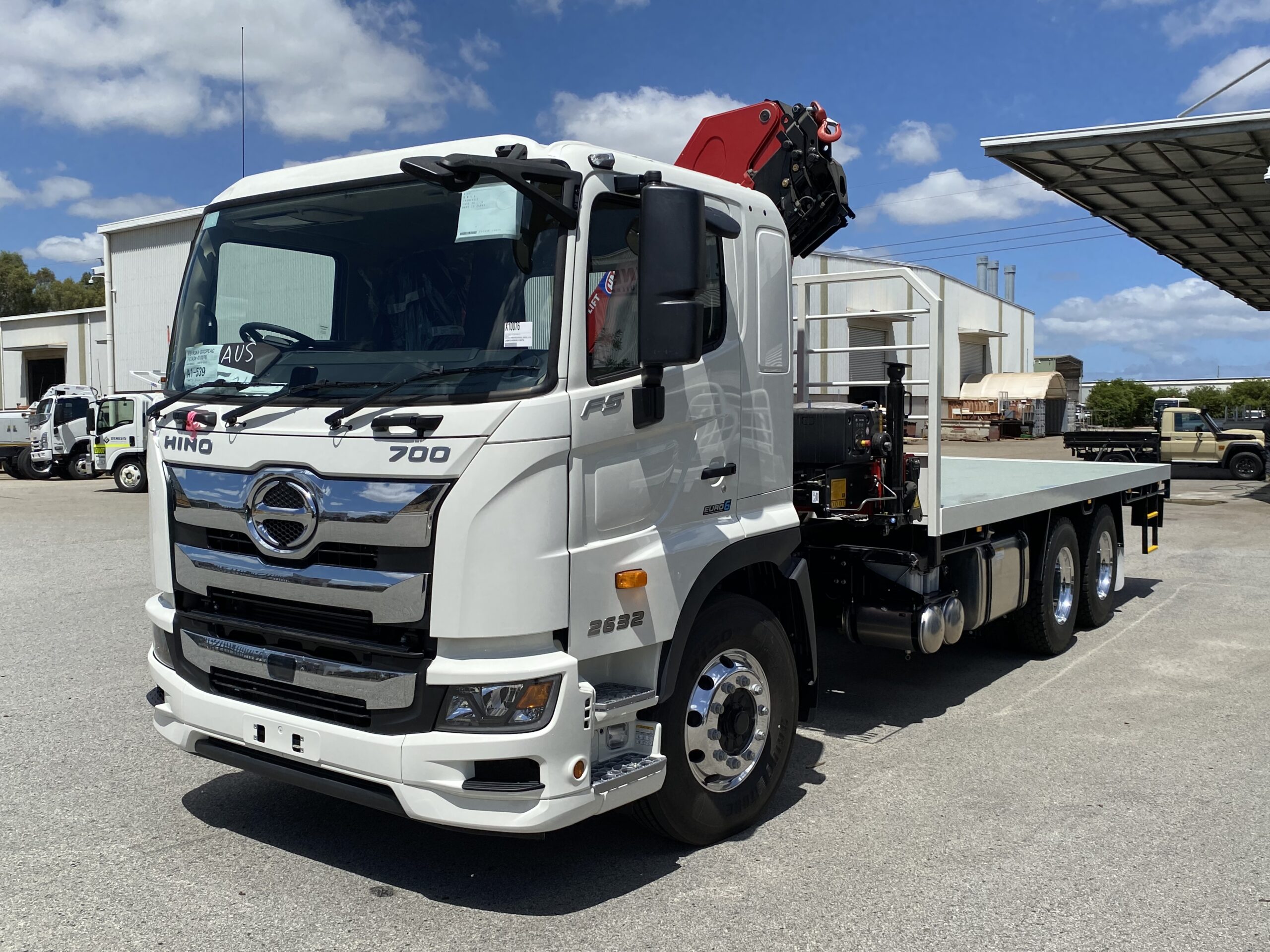 HINO 700 SERIES FS2632 HMF CRANE TRUCK